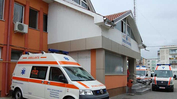 ambulanță la domiciliu pentru dureri articulare)
